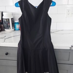 Elegant Black Sleeveless Dress